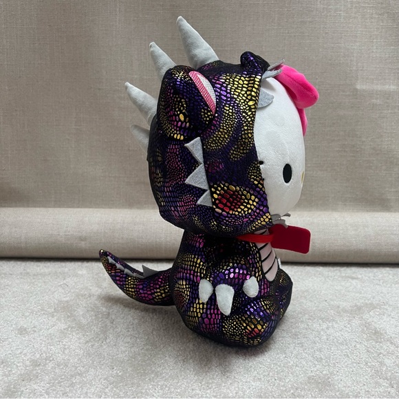 Hello Kitty dinosaur Cosplay Con plush - Picture 4 of 13